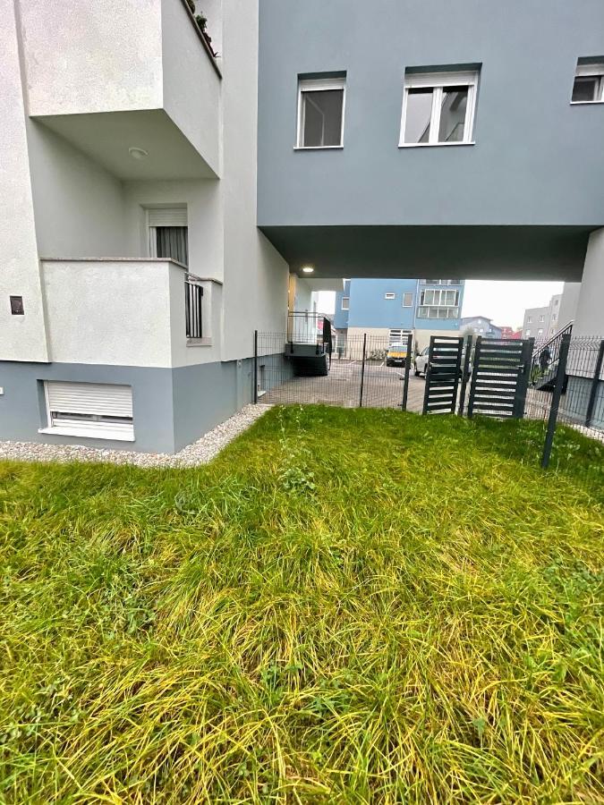 Mv92 Apartment Zagabria Esterno foto